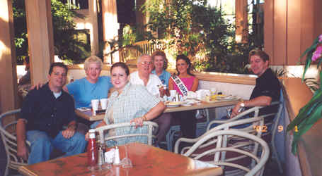 Cammie Sanders - Ms. US Continental 2002 - and her supportive family!