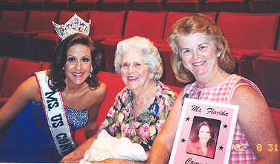 Cammie Sanders - Ms. US Continental 2002 - and her supportive family!